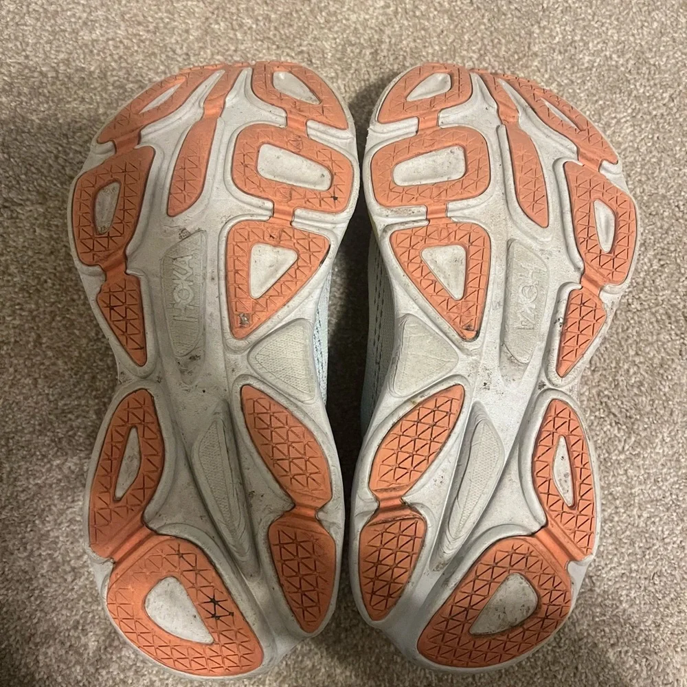 Women’s Hoka Bondi 8 - Picture 4 of 5